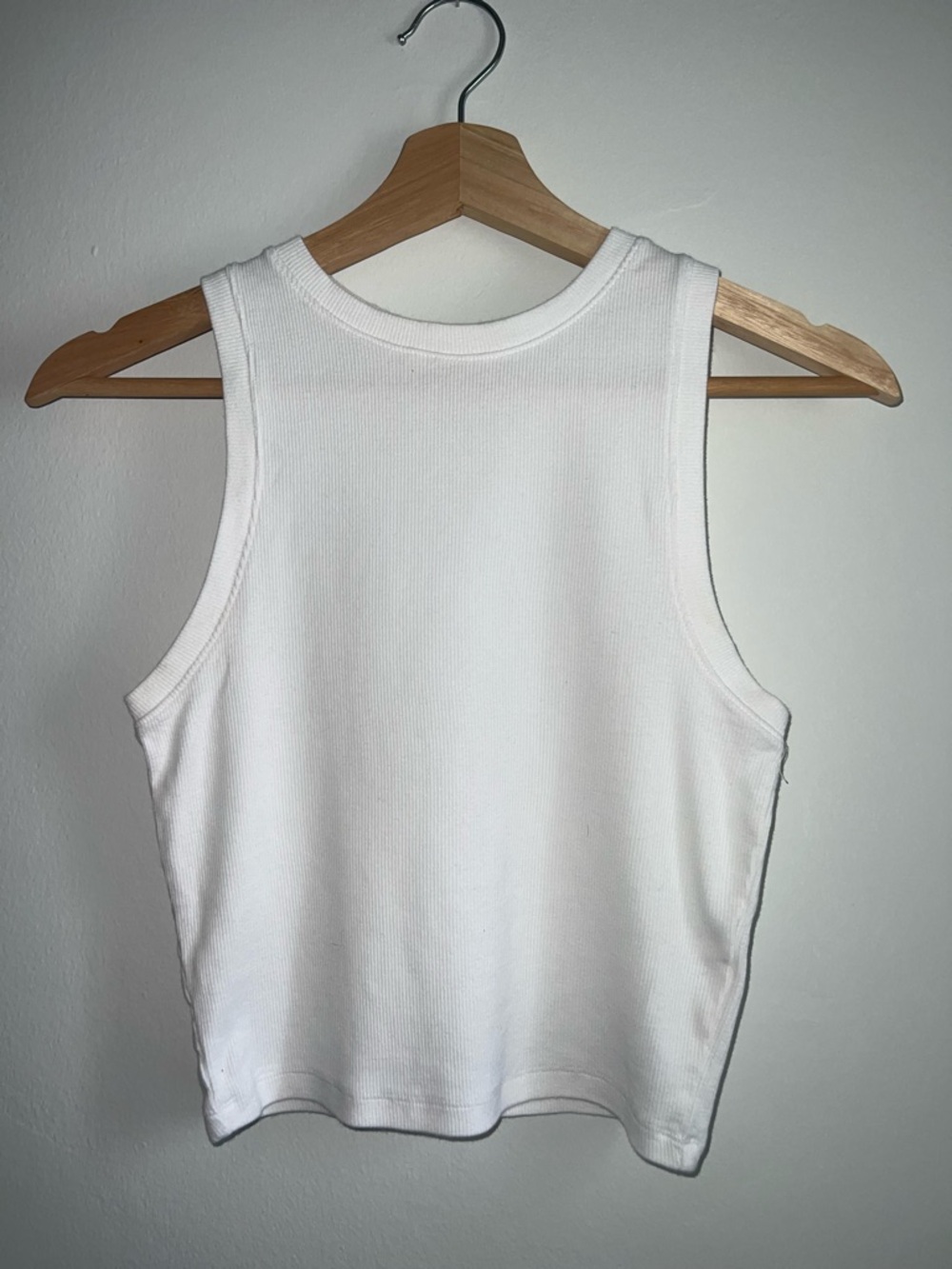 Hollister Must-Have Collection White Ribbed Tank Top - Cropped